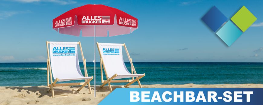 Beach-Set Mit dem Allesdrucker Logo bedruckte Liegestühle und ein Sonnenschirm